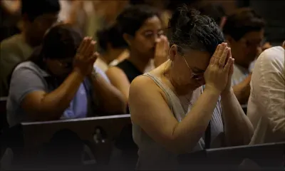 Prières dans le monde pour le pape François dans un état critique