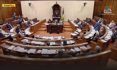 Parlement : walk-out de l'opposition après une motion de Ravi Rutnah contre Shakeel Mohamed