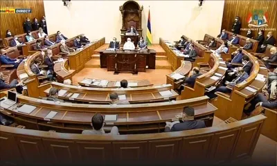 Motion de blâme contre le Speaker : suivez en direct les débats 