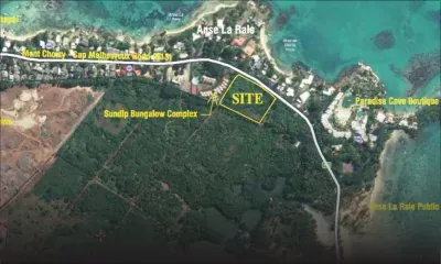 Bien de l’État : Vaste terrain sur les Pas géométriques pour Josian Deelawon en juillet 2019