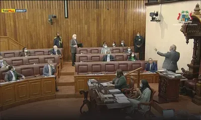 Supplementary Appropriation Bill : Bérenger et Bhagwan expulsés du Parlement