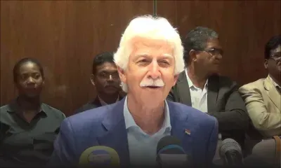 Pari Mutuel Urbain : Paul Bérenger questionne les méthodes utilisées pour l’octroi du permis