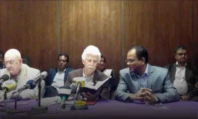 Paul Bérenger : «Il est évident que SAJ contrôle de moins en moins la situation»