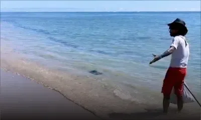 Ne pouvant travailler à cause du confinement, les difficultés de Patrick Dharam, un pêcheur de 52 ans, pour nourrir sa famille