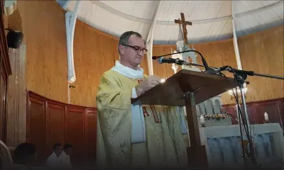 Messe de Pâques - Le père Piat : «Renouvelons notre foi en Dieu»