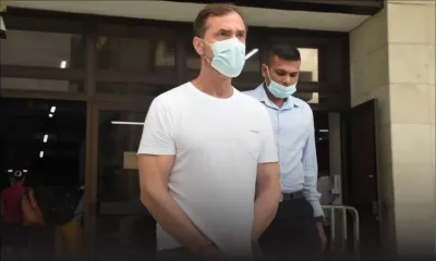 Rapatriement controversé : l’avocat du PM objecte à un affidavit juré au nom de Peter Uricek