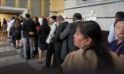 Panne d’ascenseur à la Cour suprême : Attente interminable pour avocats et public lundi