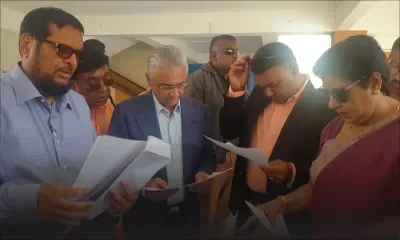 Nomination Day : Pravind Jugnauth et ses deux colistiers sont arrivés au centre de dépôt des candidatures