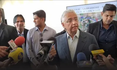 Allégations de pot-de-vin : «Je n’ai reçu aucun document qui démontre qu’il y a eu corruption», affirme le PM 