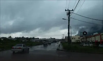 Averses orageuses : deux personnes frappées par la foudre à Flic-en-Flac