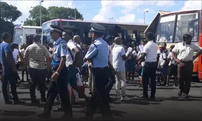 Gare du Nord : les autorités policières montrent les muscles