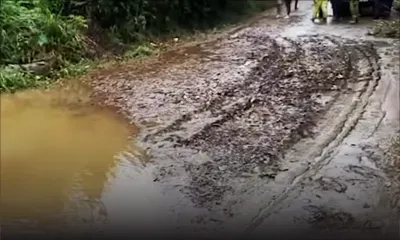 Temps pluvieux : le pont St-Denis à Chamarel  impraticable