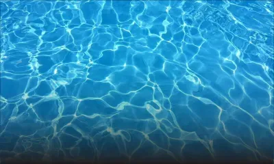 Drame à Pamplemousses : Deux sœurs jumelles tombent dans une piscine, l'une d'elles décède