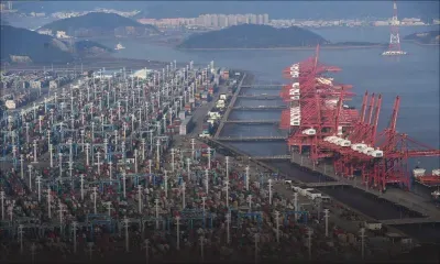 Covid: la Chine rouvre l'un des principaux ports du monde