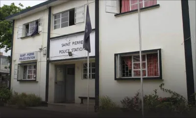 En liberté conditionnelle : Il fait faux bond à la police et remet un faux certificat médical