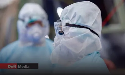 Rs 468 000 volées d'un marchand de poulets : une assistante de santé et un opérateur de la CWA parmi les suspects arrêtés