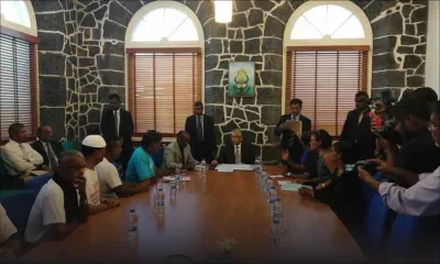  SCBG : Pravind Jugnauth rencontre les grévistes de la faim 