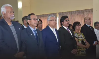 Quatre-Bornes : le chef du gouvernement promet d’accentuer la formation des infirmières