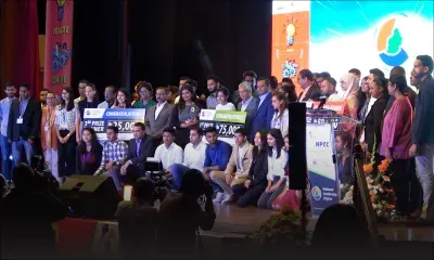 Après l'homélie du pape sur la jeunesse, Pravind Jugnauth veut continuer à «encourager les jeunes»