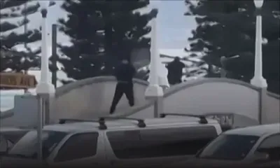 Tirs à Sydney: le président israélien condamne une "attaque cruelle contre des Juifs" 