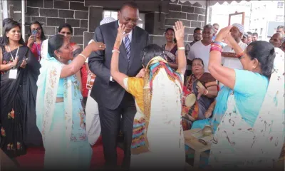 Visite d'Etat : le président kényan esquisse quelques pas de danse à l’Aapravasi Ghat