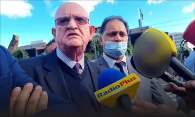 Bhagwan: « Lor mo labous pena lastoplas » 