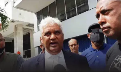 Private Prosecution contre Yogida Sawmynaden : déclaration de Me Rama Valayden. Il est aux côtés de Bruneau Laurette