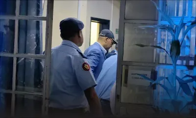 Affaire « Reward Money » : les images de l’arrivée du SP Jagai au poste de police de Coromandel, où il est détenu