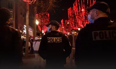 Covid en France: masque obligatoire à partir de six ans dans les transports