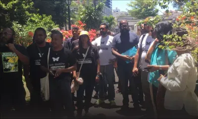 Déclaration d’appartenance ethnique : Rezistans ek Alternativ jure un affidavit en Cour suprême