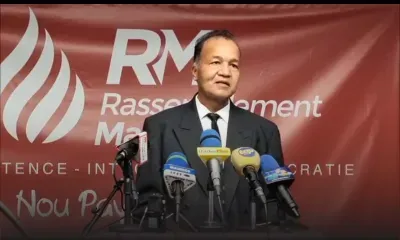 Bateaux échoués : conférence de presse du Rassemblement Mauricien