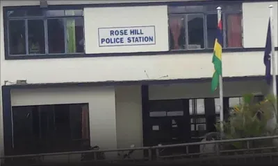 Rose Hill : un fils menace son père avec une machette