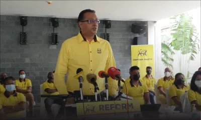 Vaccination contre la Covid-19 : Bhadain parle de «cacophonie»