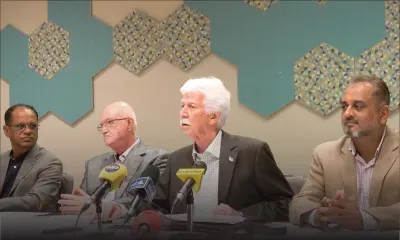 Discours-programme : Bérenger annonce que l'opposition ne sera présente au Parlement