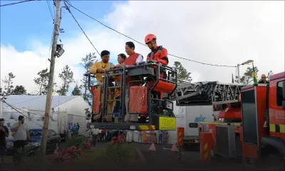 A plusieurs mètres du sol, la tête de SAJ touche un fil électrique à Grand-Bassin