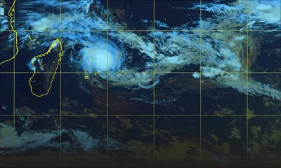 Batsirai : l’avertissement de cyclone de classe 3 maintenu à Maurice