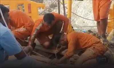 Inde: opérations en cours pour sauver un enfant coincé dans un puits depuis quatre jours