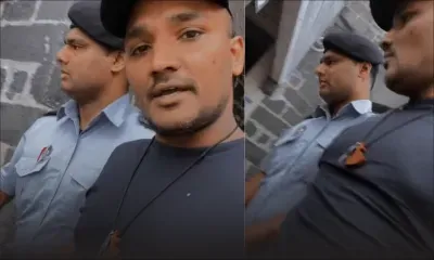 L’activiste social Dominique Seedeeal arrêté devant les Casernes centrales