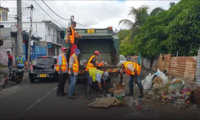 Port-Louis - Service de voirie : Au moins une fois par semaine