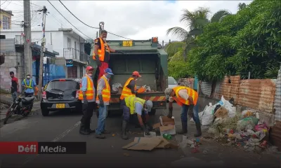 Service de voirie : des éboueurs de Grand-Port et Savanne réclament des « équipements appropriés »