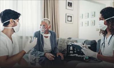 Service médical à domicile pour les personnes âgées : des patients déplorent l’absence du carnet de santé