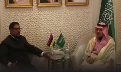 Le nouvel ambassadeur de Maurice en Arabie Saoudite, Soodhun, rencontre le ministre des Affaires étrangères saoudien 