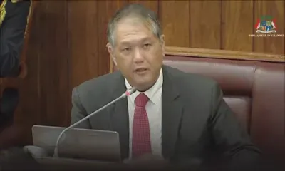 Michael Sik Yuen : «Kaye, gom, kreyon pa ranpli vant» 