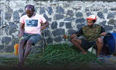 Paponne : de maçon à fabricant de « ballié coco » à cause du Covid-19