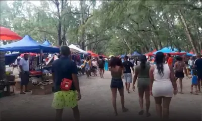 Mont-Choisy : plage bondée et circulation au ralenti 