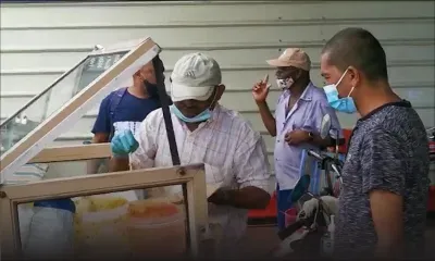 Reprise partielle - St-Pierre : un marchand de roti trace sa vie