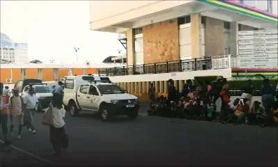 Nouveau rassemblement : « Si li pey nou, nou ale », déclare une personne sinistrée