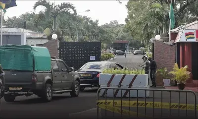 No 8 : Transfert d’un sergent de police pour avoir «rencontré les candidats de l’Alliance du Changement faisant du porte-à-porte»