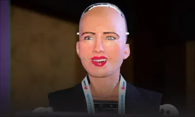 Le robot Sophia : « Ki manier ? Mo mari kontan mo a Moris »