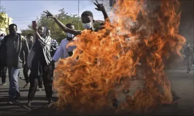Des milliers de Soudanais manifestent contre le pouvoir militaire 